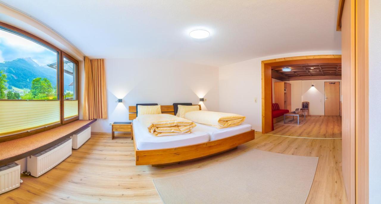 Pension Tina Neustift im Stubaital Exterior photo