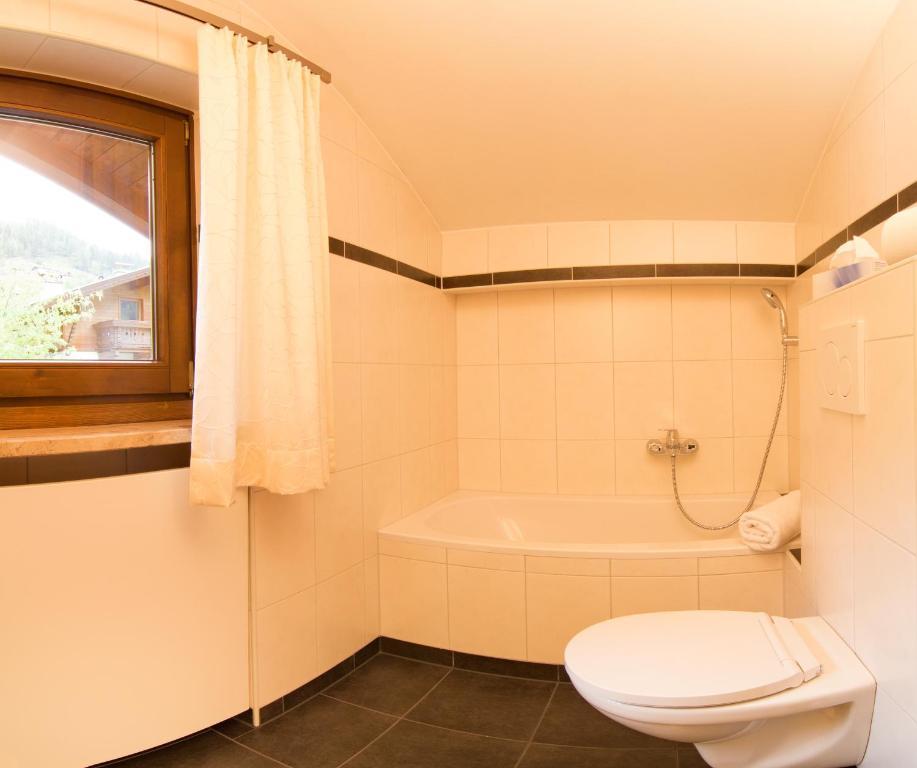 Pension Tina Neustift im Stubaital Room photo